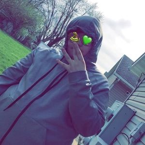 Meet your Posher, Skyler